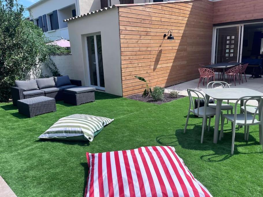 Maison Climatisee, Piscine, A 5 Minutes Des Grands Buffets Narbonne Kültér fotó